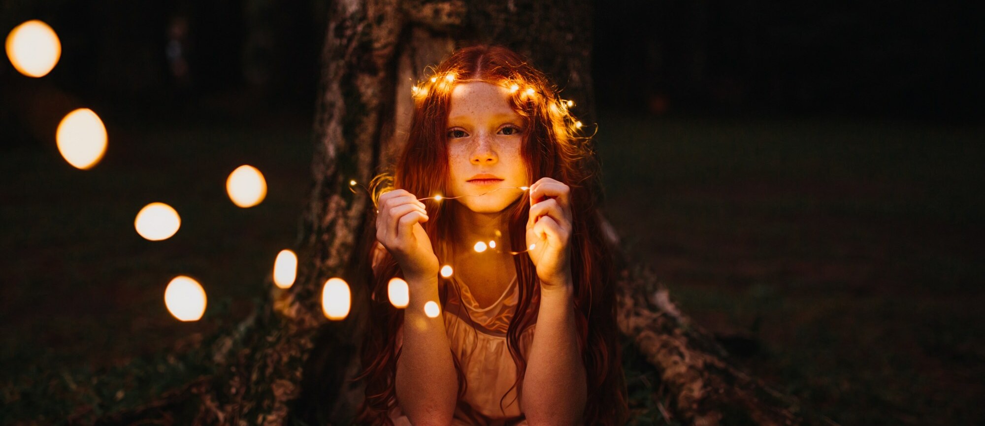 petite fille des bois lumière